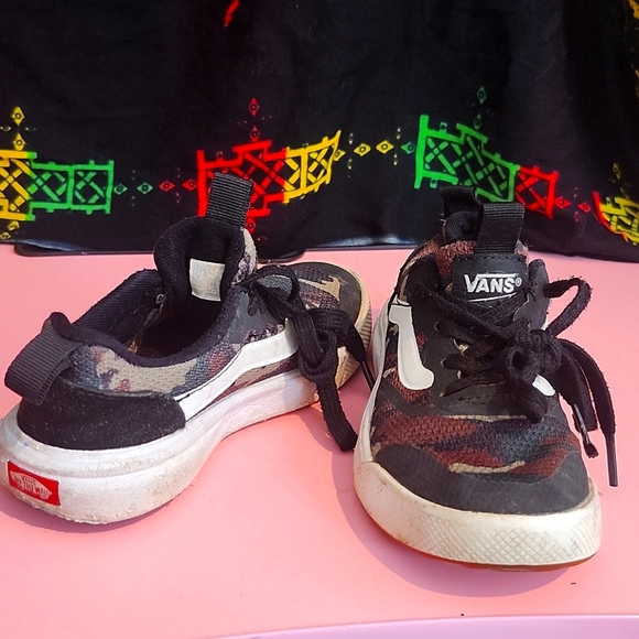 Vans Kid Sneakers - Picture 4 of 4